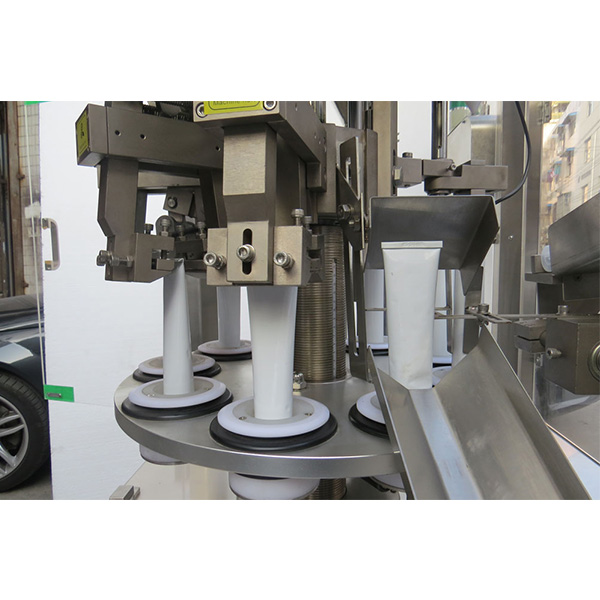 Automatický ultrazvukový lekársky a farmaceutický stroj na plnenie trubíc