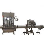 Stroj na plnenie a uzatváranie injekčných liekoviek z peristaltického čerpadla so stolovou doskou